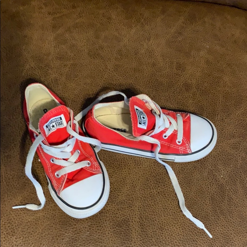 Red Converse Size 10